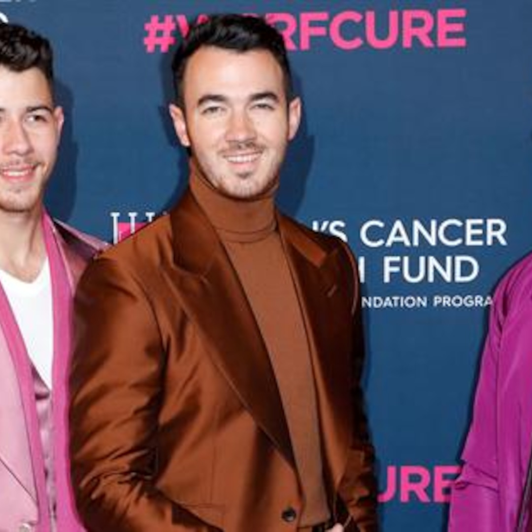 Kevin Jonas Dishes on Two New JoBros Songs - E! Online Deutschland